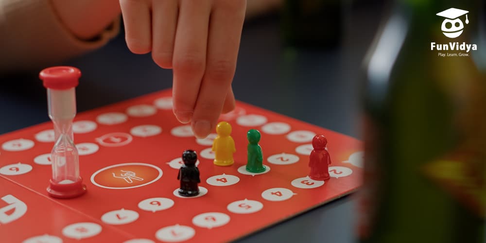 How Educational Board Games Help Children Develop Critical Thinking Skills